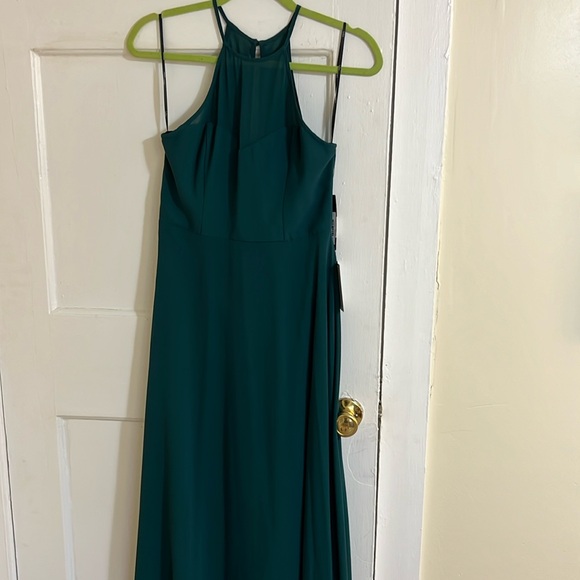 Lulu’s Emerald Formal Gown - Picture 2 of 4